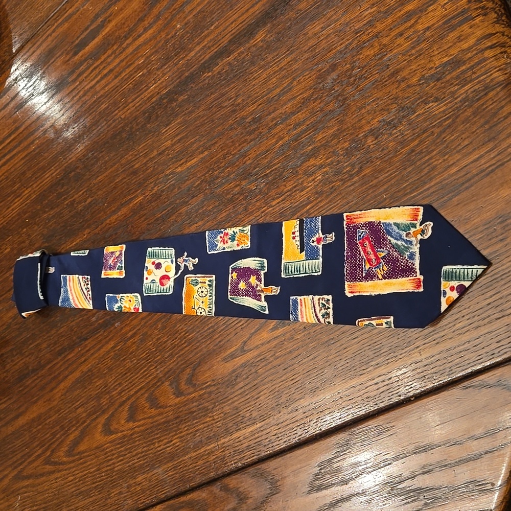 "Save the children tie"